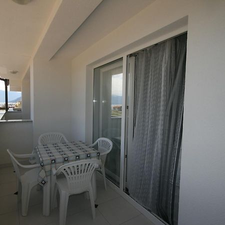 Apartments Mare I Башка Экстерьер фото