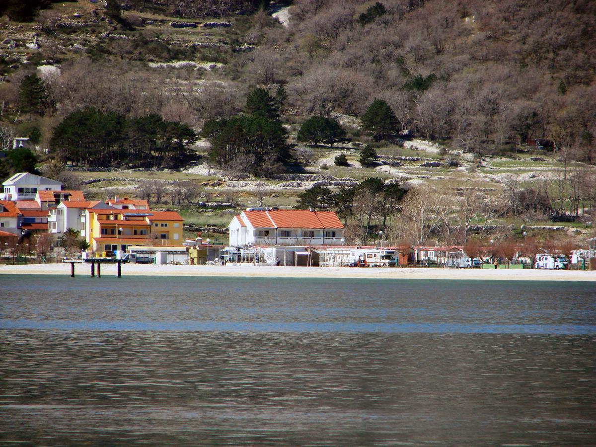Apartments Mare I Башка Экстерьер фото