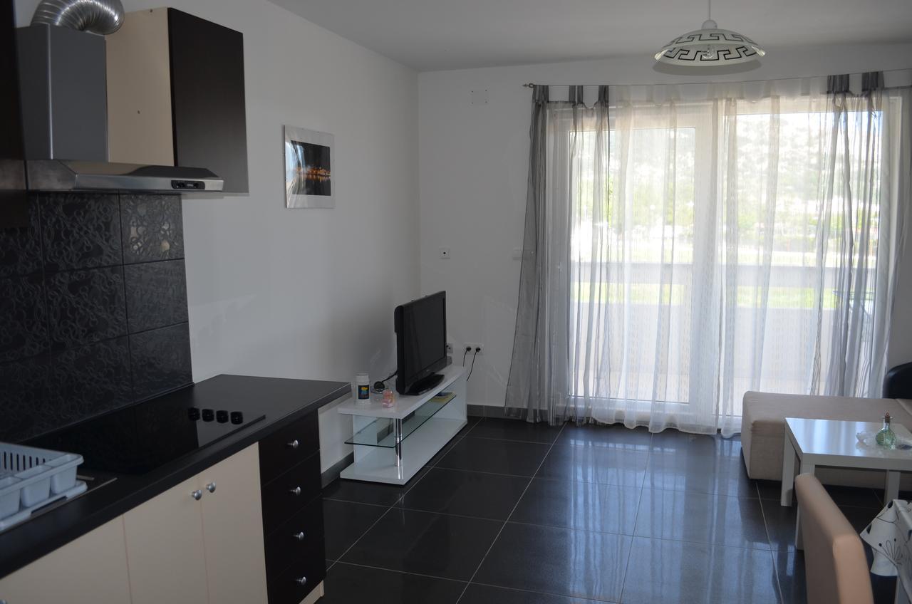 Apartments Mare I Башка Экстерьер фото